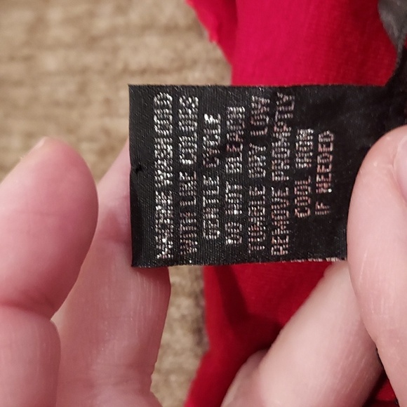 89th and Madison Scarlet Red Layer Flowing Circles for Accent Front Tank 2X - Picture 6 of 6